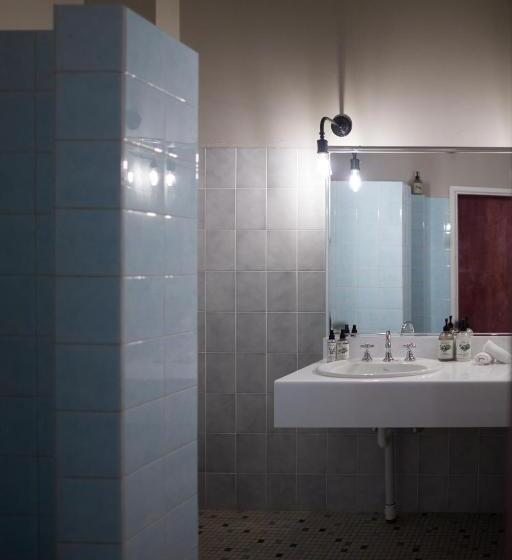 Eltham Hotel Nsw