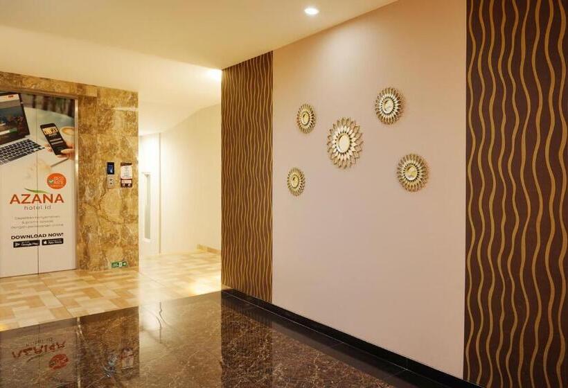 Front One Hotel Sragen