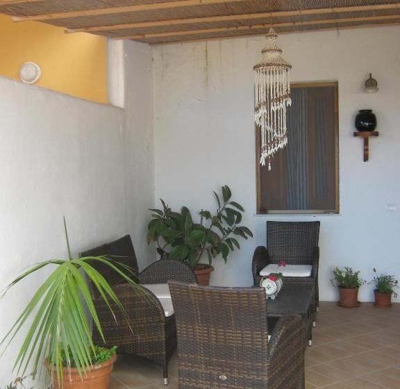 בית מלון כפרי Albergo Seaside