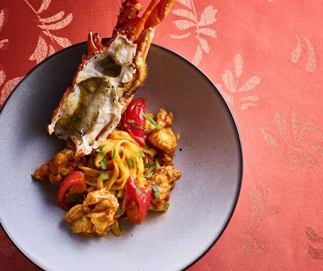 ホテル Auberge Frenchnomori