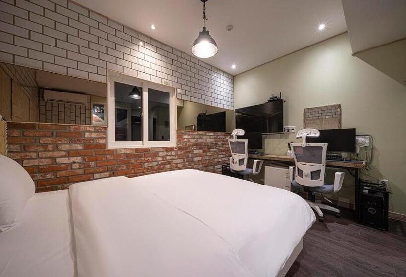 בית מלון כפרי B Bas