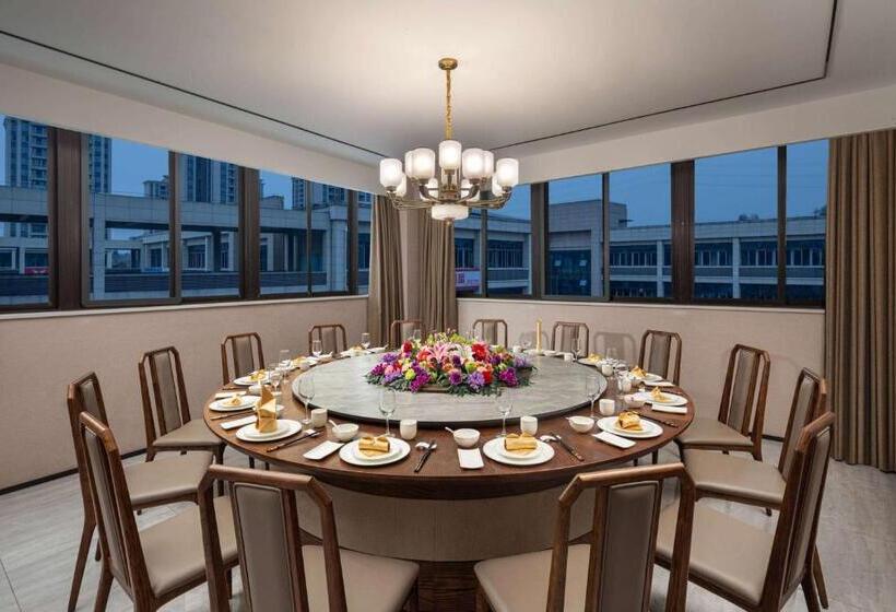 فندق Days Inn By Wyndham Chongqing Tongliang