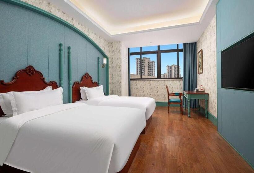 בית מלון כפרי Days Inn By Wyndham Chongqing Tongliang