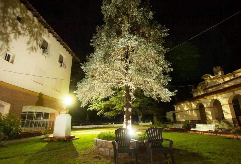 فندق El Libertador