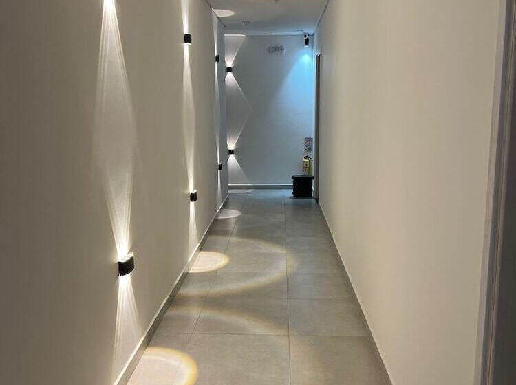 בית מלון כפרי El Oscar