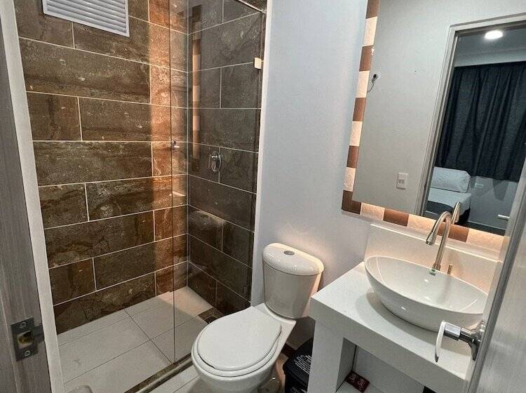 בית מלון כפרי El Oscar