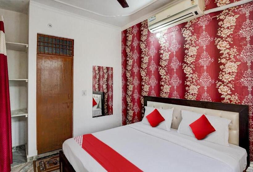 호텔 Flagship The Royal Guest House