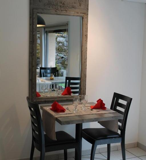 فندق Hôtel Restaurant Aux Genêts D Or