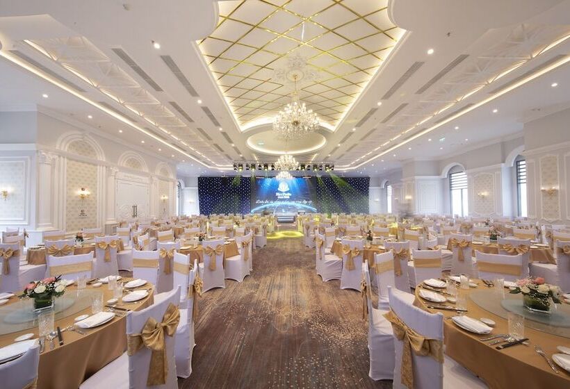 هتل Merperle Dalat