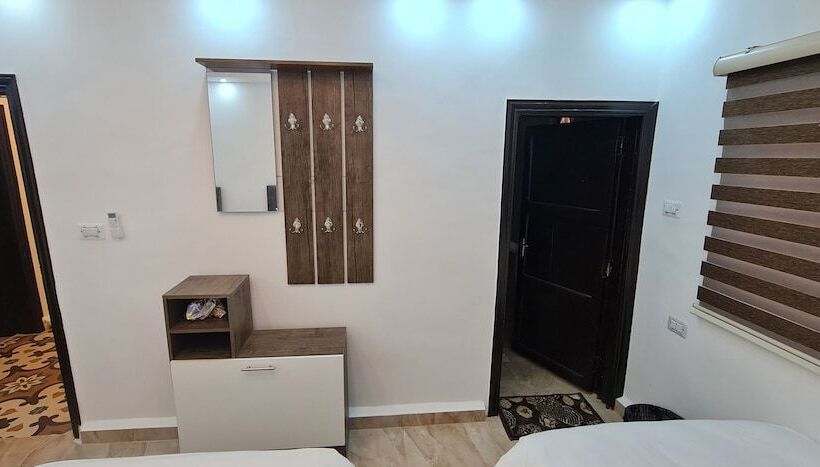 هتل Nabateans Home