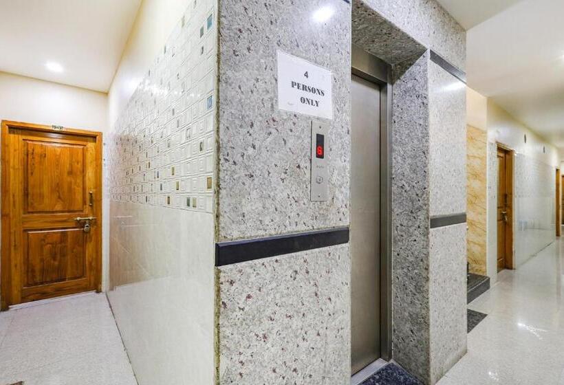 Отель Oyo Flagship Sree Vishnu Bhavan