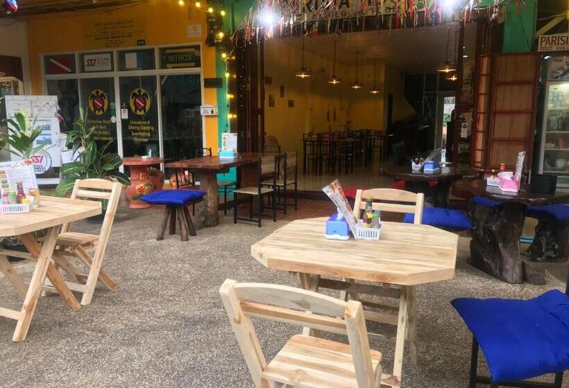 فندق Parisia House