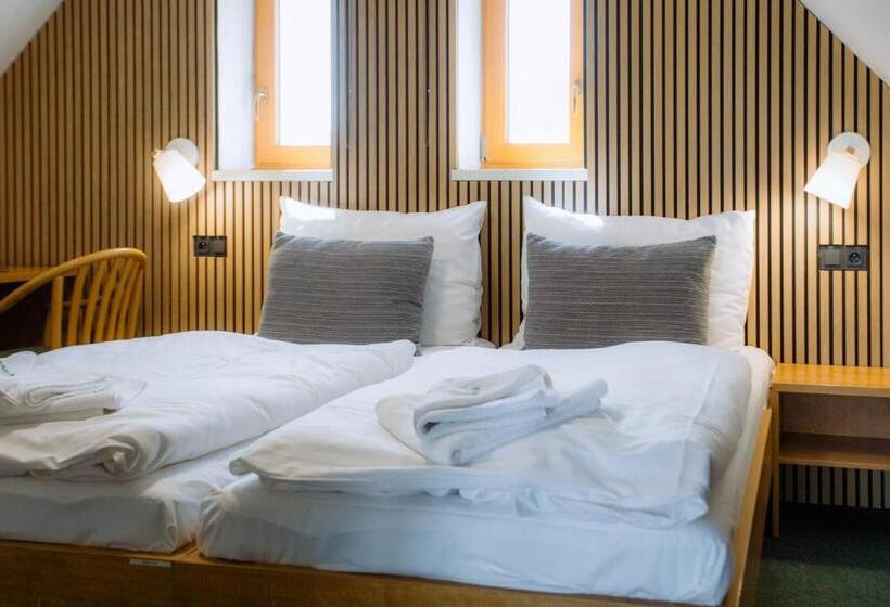 ホテル Resort Olšina