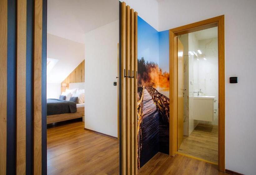 ホテル Resort Olšina