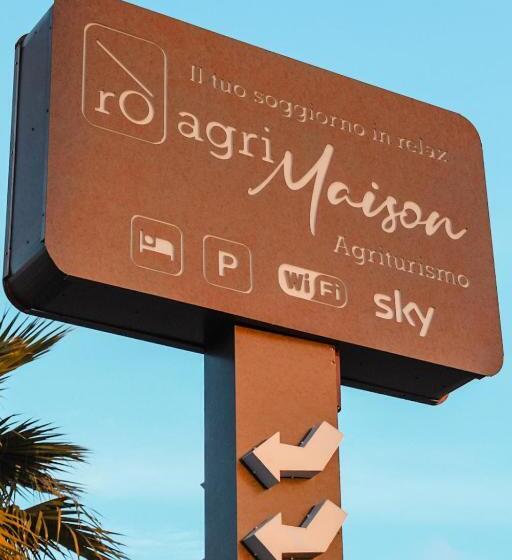 בית מלון כפרי Ro Agrimaison