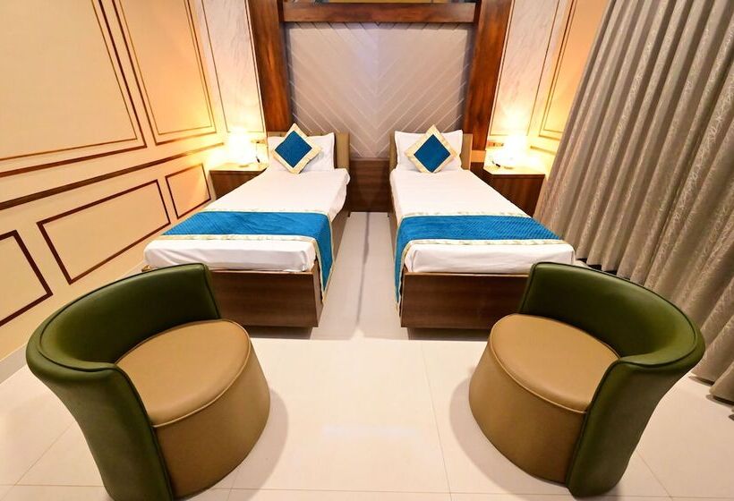 فندق Sawant Palace