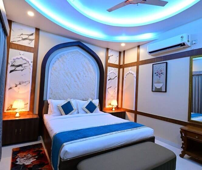 فندق Sawant Palace