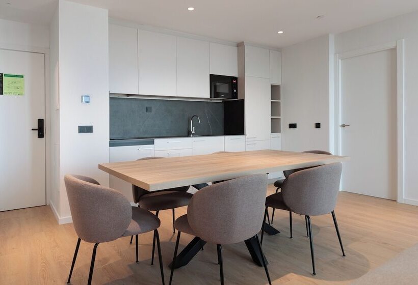 Отель Tembo Barcelona