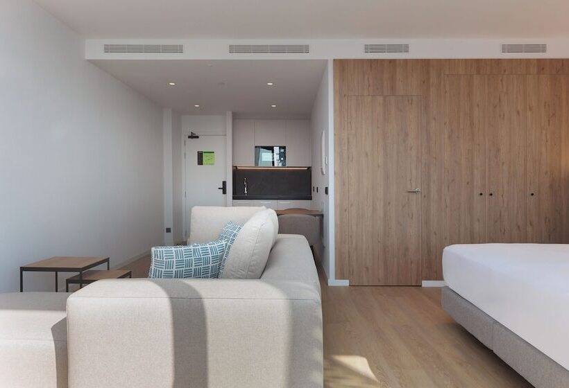 Отель Tembo Barcelona