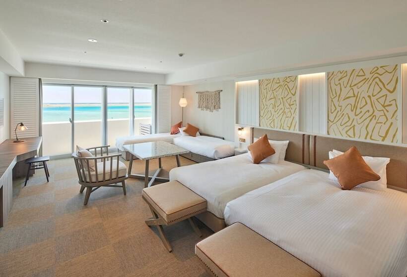 ホテル The Senagajima Storyline