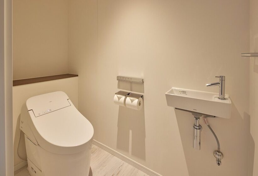 בית מלון כפרי The Senagajima Storyline