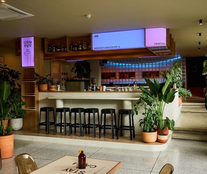 בית מלון כפרי The Somos Flats Central Poblado