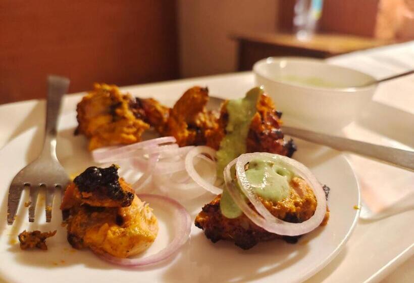 בית מלון כפרי Wild Dunes Konark