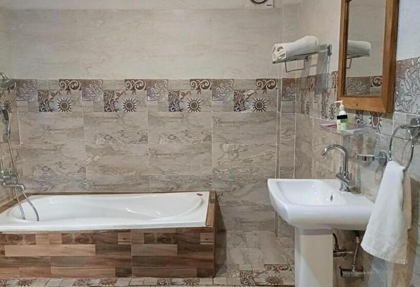 בית מלון כפרי Wild Dunes Konark