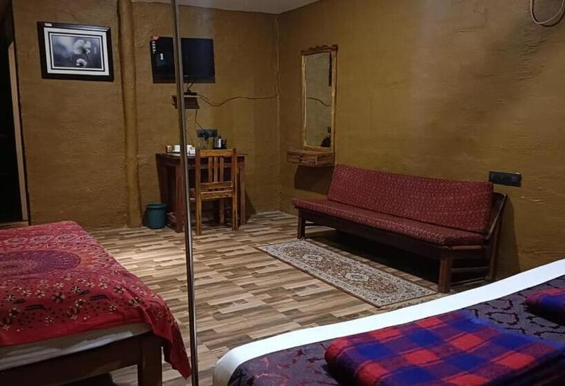 בית מלון כפרי Wild Dunes Konark