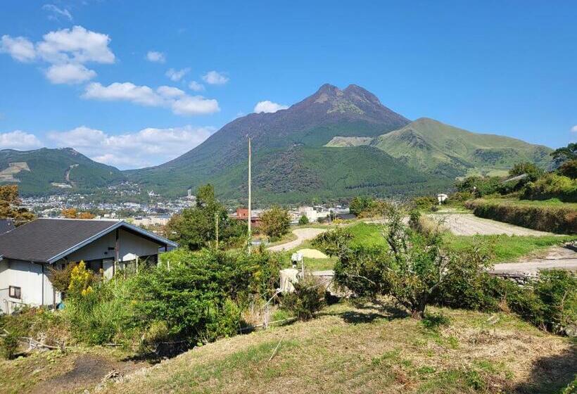 בית מלון כפרי Yufuin Monday 湯布院マンデー