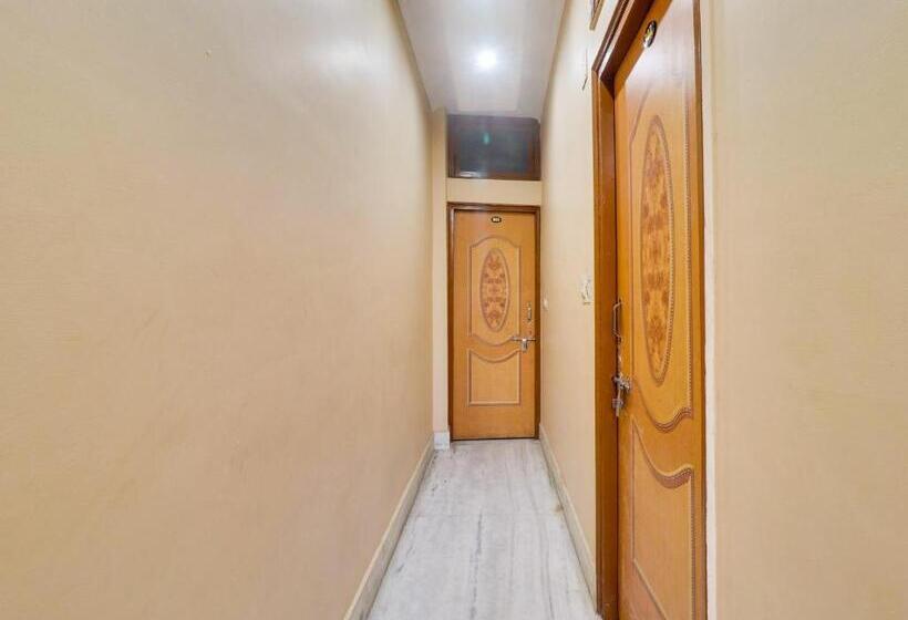 בית מלון כפרי Yug Residency