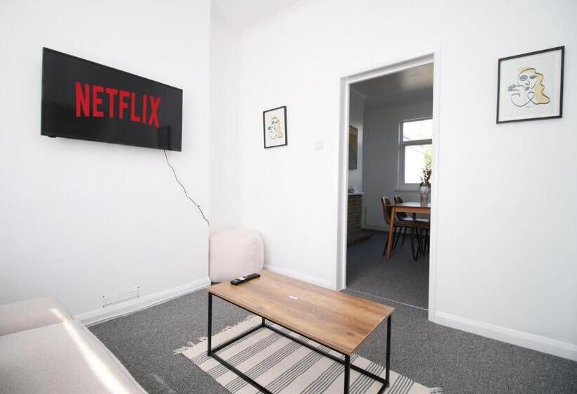 膳宿费 Bristol Street | Cohost Partners