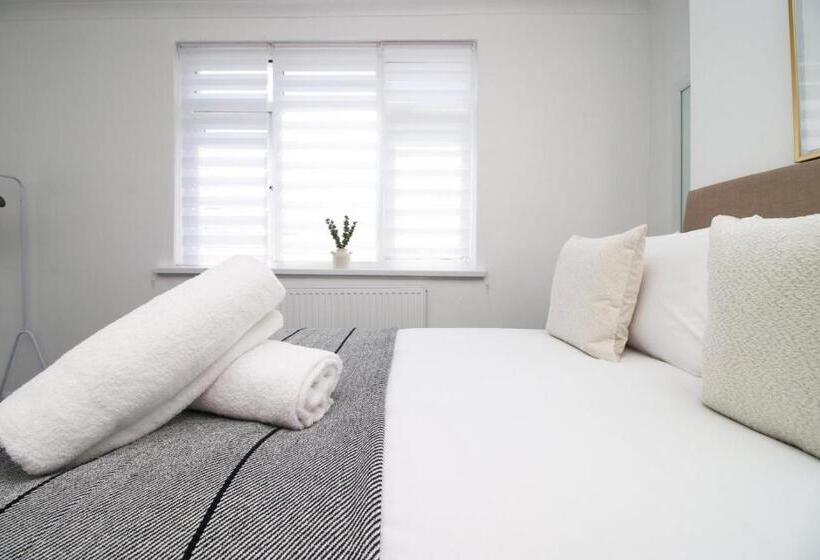 膳宿费 Bristol Street | Cohost Partners