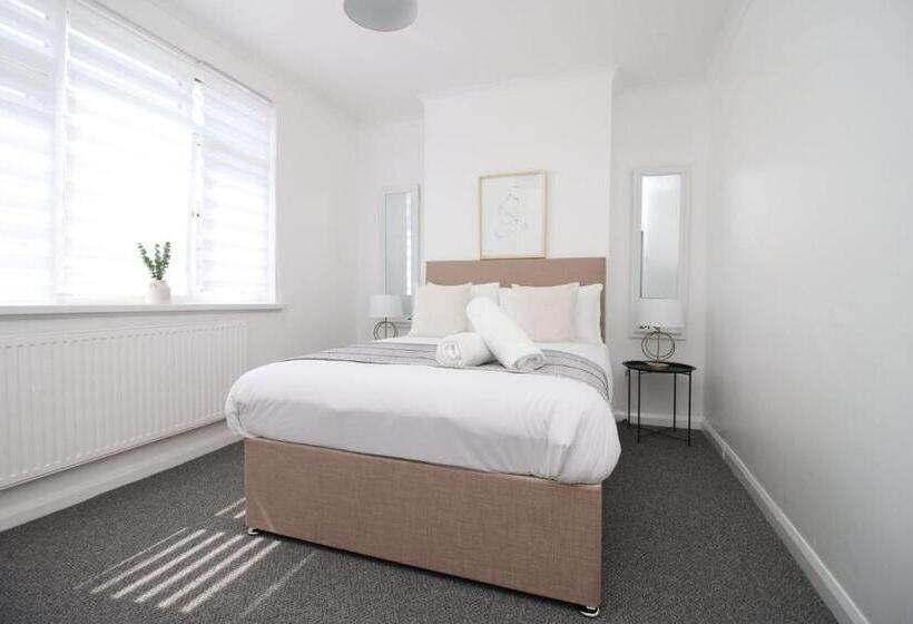 膳宿费 Bristol Street | Cohost Partners