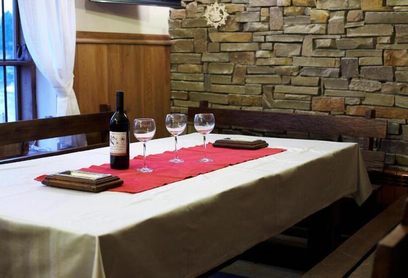 פנסיון Guest House Dimcho Kehaia S Cafe