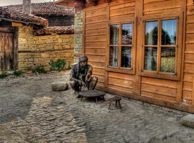 بنسيون Guest House Dimcho Kehaia S Cafe