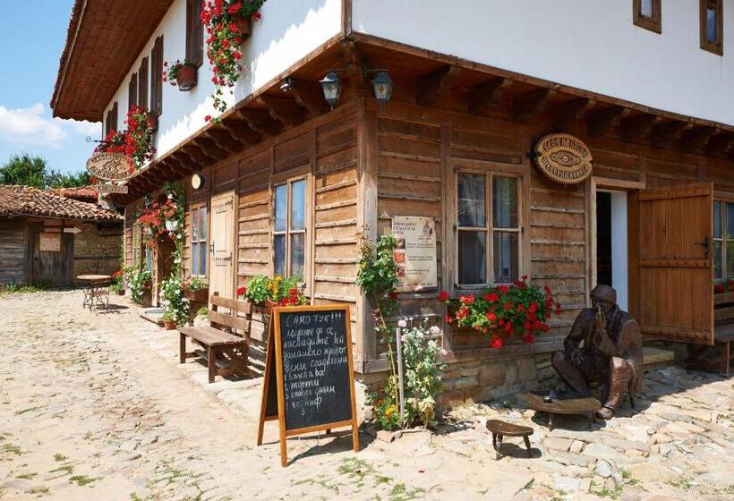 פנסיון Guest House Dimcho Kehaia S Cafe