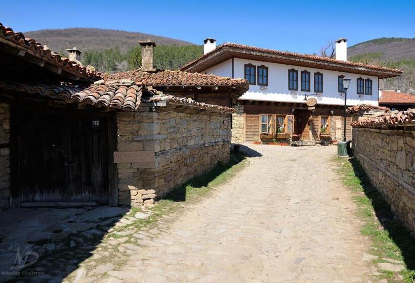פנסיון Guest House Dimcho Kehaia S Cafe