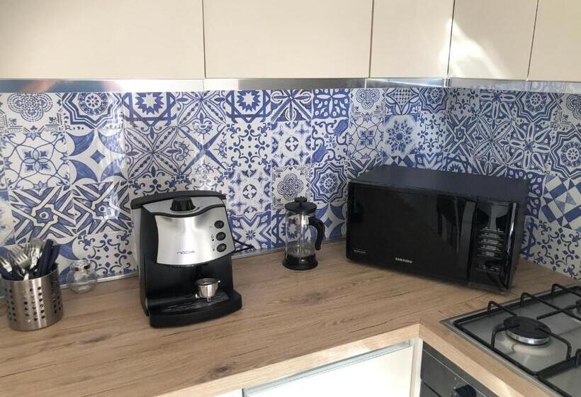 بنسيون La Ginestra