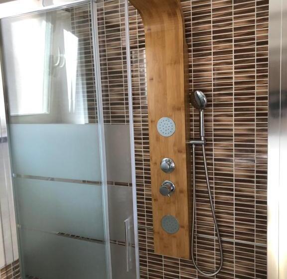 بنسيون La Ginestra