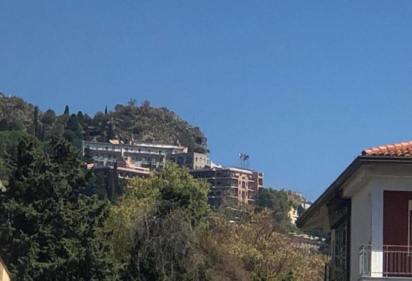 بنسيون La Ginestra