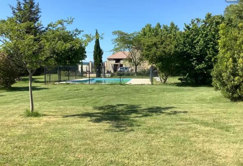 פנסיון La Maison Du Bonheur