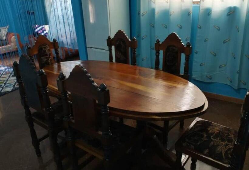 بنسيون Mkoani Guest House