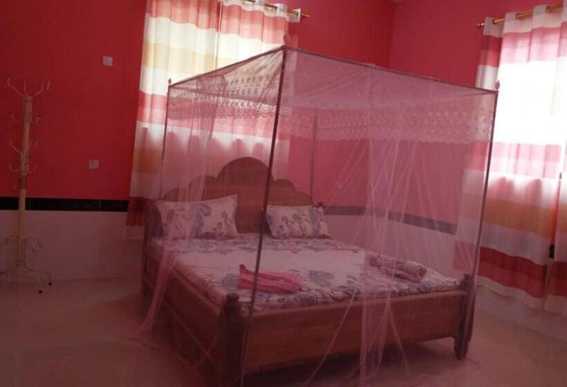بنسيون Mkoani Guest House