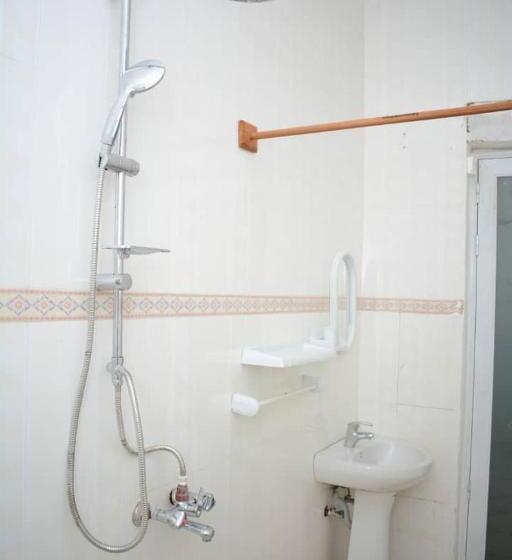 بنسيون Mkoani Guest House