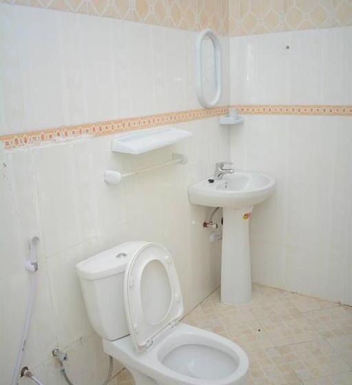 بنسيون Mkoani Guest House