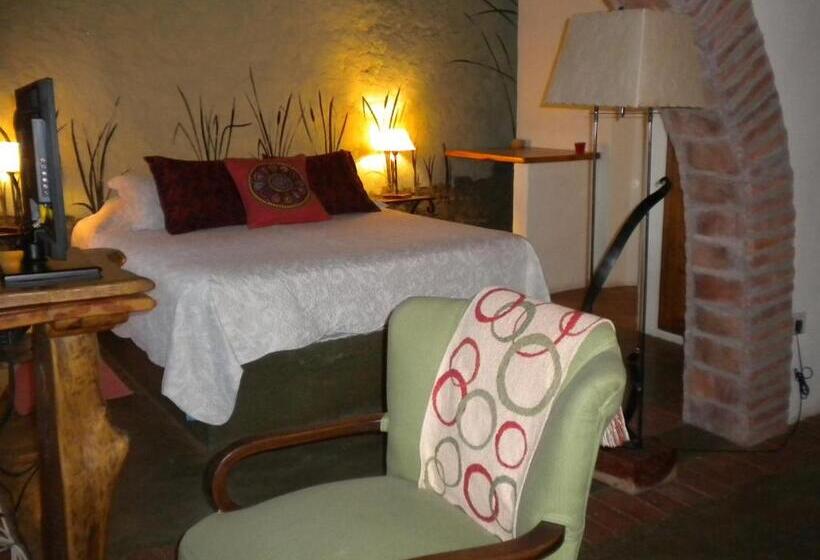 بنسيون Posada La Masía