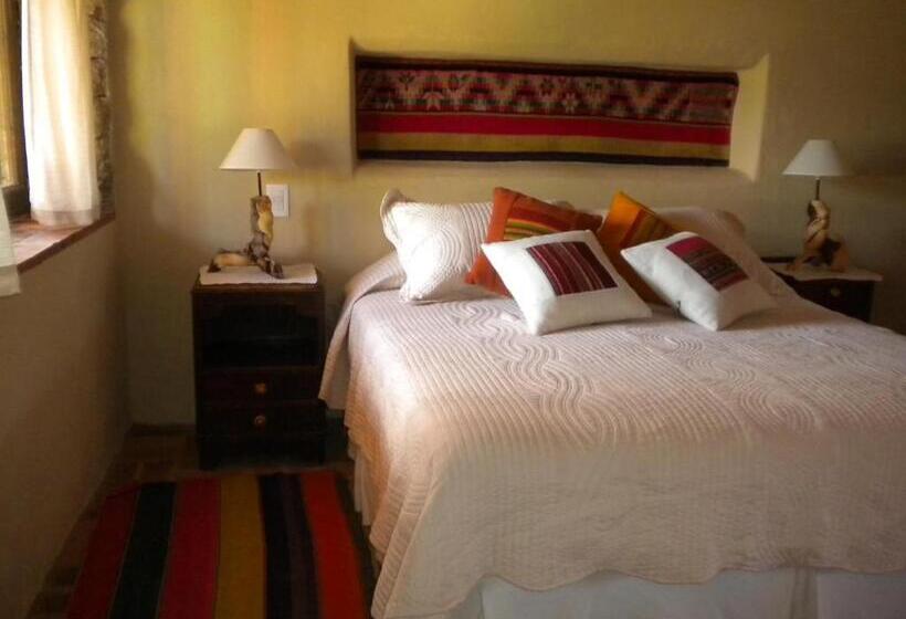 بنسيون Posada La Masía