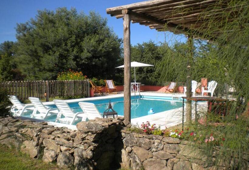 بنسيون Posada La Masía