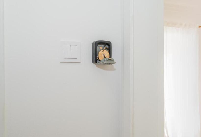 Пансион Santos Mattos Guesthouse & Apartments By Lisbon With Sintra